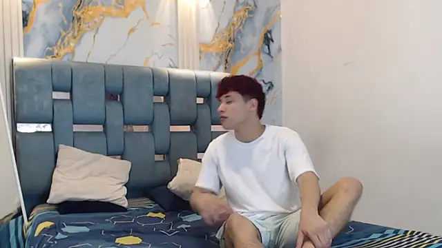 YOUNG BOYS HELL online show from 25, 6, 2026
