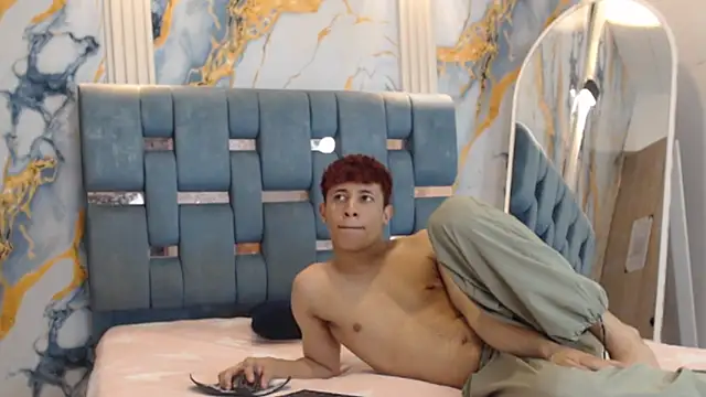 YOUNG BOYS HELL online show from 5, 7, 2026