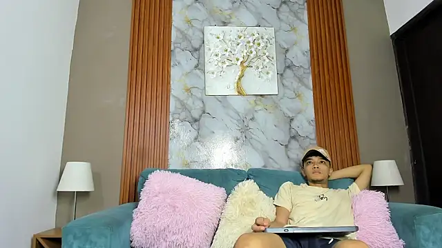 YOUNG BOYS HELL online show from 25, 3, 2026