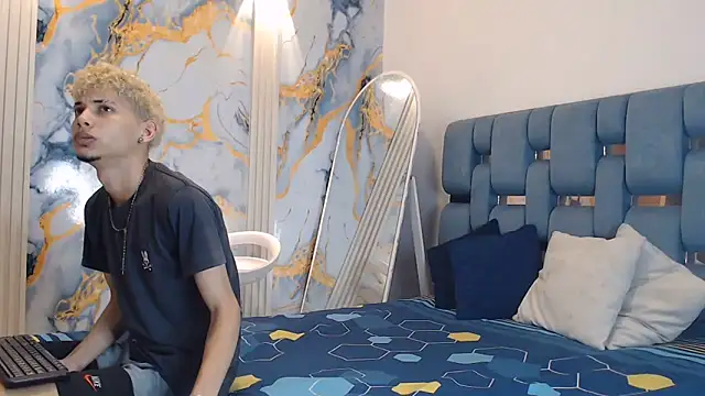 YOUNG BOYS HELL online show from 24, 5, 2026