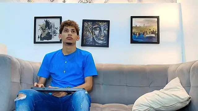 YOUNG BOYS HELL online show from 28, 4, 2026