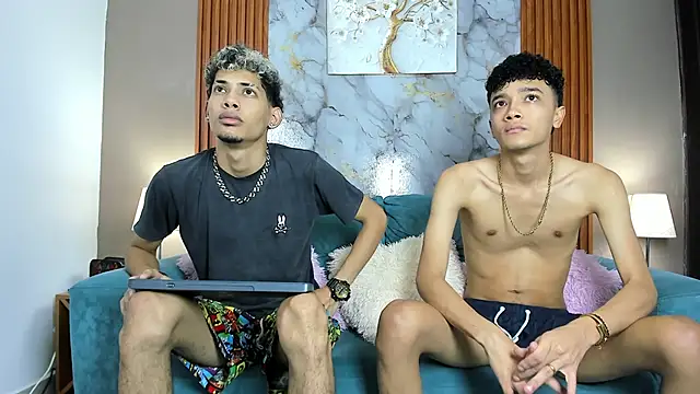 Snapshot of YOUNG_BOYS_HELL chatting on 25, 2, 2026 YOUNG BOYS HELL online show from 25, 2, 2026