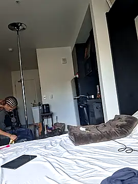 Cinnamonbunn online show from 16, 3, 2026