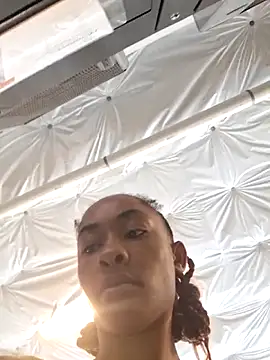 Cinnamonbunn online show from 19, 3, 2026