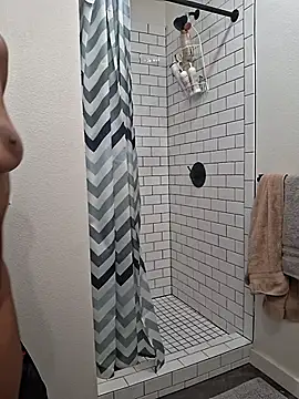 Cinnamonbunn online show from 5, 3, 2026