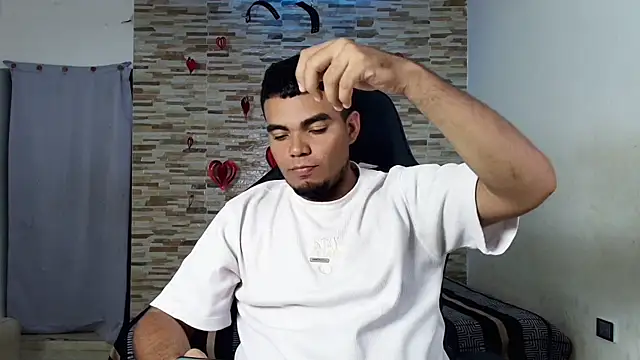 kinkyhousexxxx online show from 15, 2, 2026