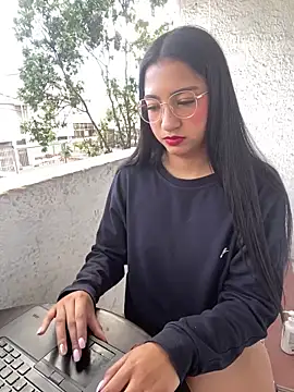 Daniela Pink online show from 28, 5, 2026