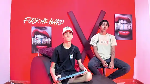 Snapshot of GREEN_BOYS chatting on 15, 2, 2026 GREEN BOYS online show from 15, 2, 2026