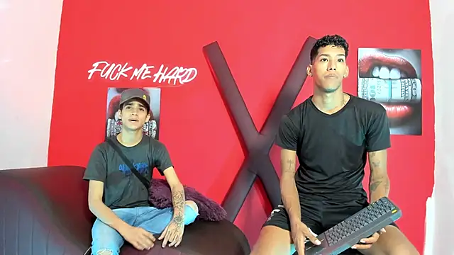 GREEN BOYS online show from 5, 3, 2026