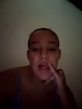 mykasantos20 online show from 28, 2, 2026