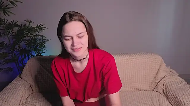 parrot kisha online show from 9, 4, 2026