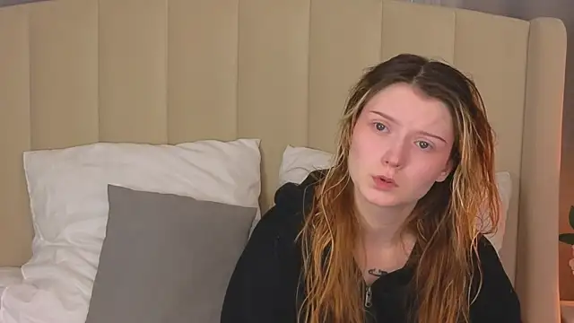 AlyssFrost online show from 26, 6, 2026