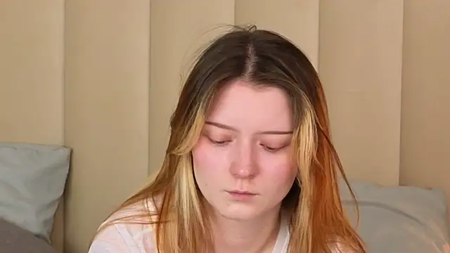 AlyssFrost online show from 8, 7, 2026