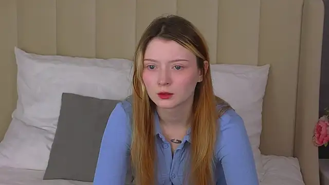 AlyssFrost online show from 2, 6, 2026