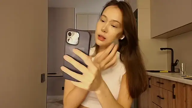 lilly sweeet online show from 12, 3, 2026