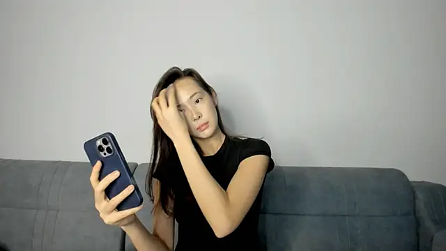 Snapshot of lilly_sweeet chatting on 21, 2, 2026 lilly sweeet online show from 21, 2, 2026