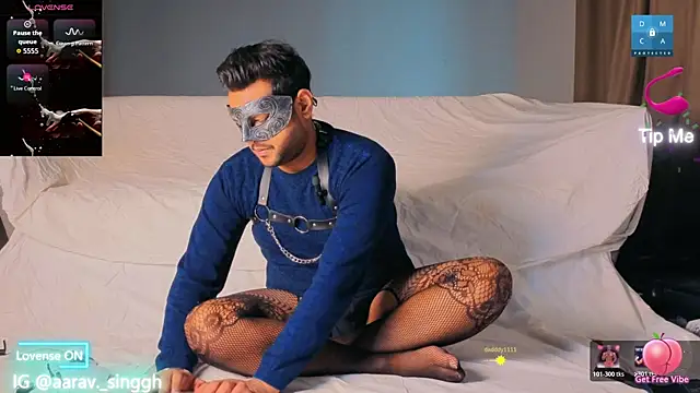 aarrav hotty online show from 4, 4, 2026