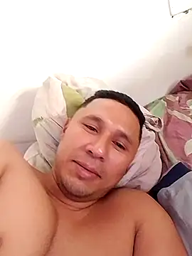 Snapshot of deiner13 chatting on 15, 2, 2026 deiner13 online show from 15, 2, 2026