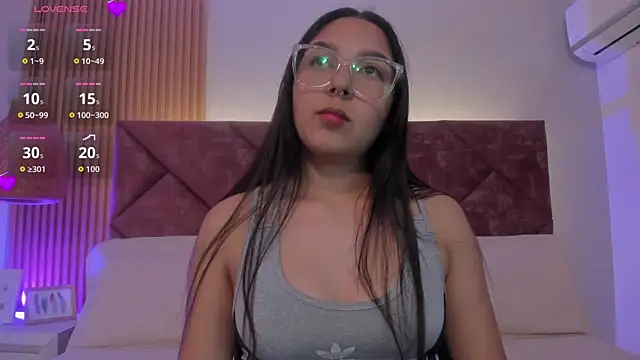 Miss Lexy  online show from 14, 5, 2026