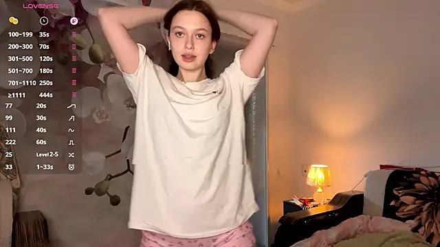 Snapshot of LoryMusetti chatting on 15, 2, 2026 LoryMusetti online show from 15, 2, 2026