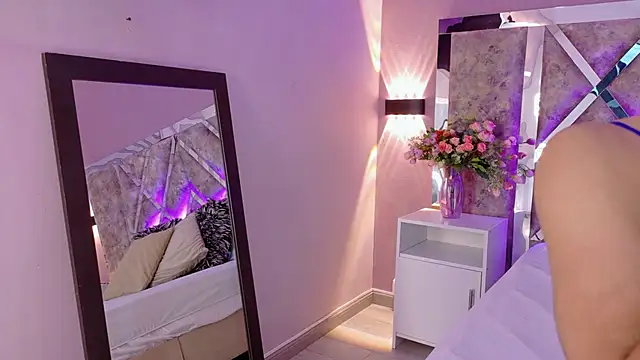 PerlaRogerss  online show from 22, 3, 2026