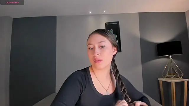 AmyRosse X online show from 28, 4, 2026