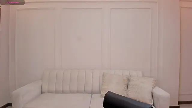 ArianaBellX online show from 24, 3, 2026