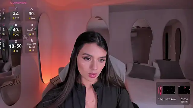 JulietteMoreau online show from 30, 4, 2026