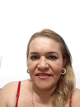 Snapshot of charlotte_milf30 chatting on 1, 3, 2026 charlotte milf30 online show from 1, 3, 2026