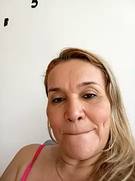 charlotte milf30 online show from 8, 3, 2026