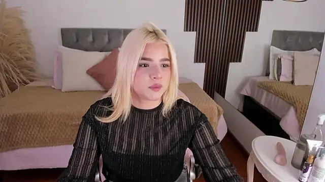 Snapshot of BarbieHannaB_ chatting on 19, 2, 2026 BarbieHannaB online show from 19, 2, 2026