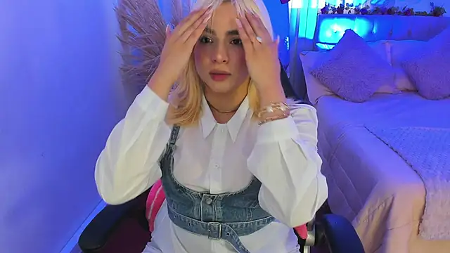 Snapshot of BarbieHannaB_ chatting on 18, 2, 2026 BarbieHannaB online show from 18, 2, 2026