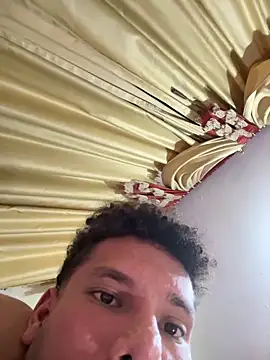 Valentinacouple online show from 22, 2, 2026