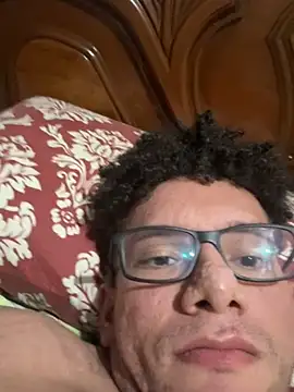 Valentinacouple online show from 10, 6, 2026