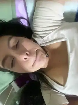 Valentinacouple online show from 2, 4, 2026