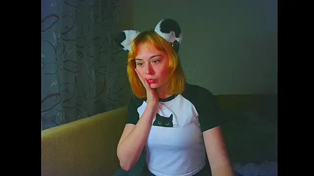 Little fox404 online show from 14, 2, 2026