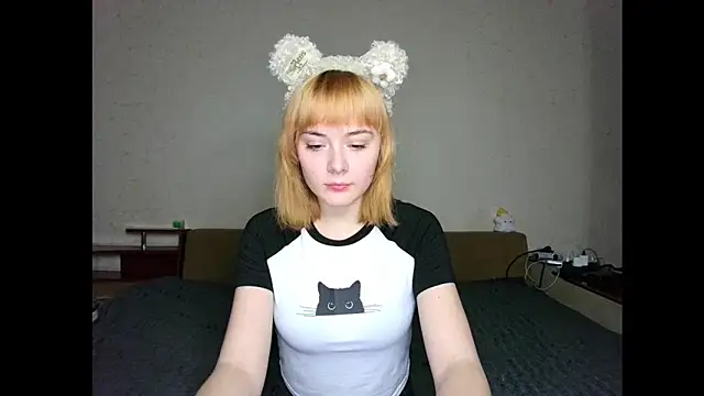 Little fox404 online show from 15, 2, 2026