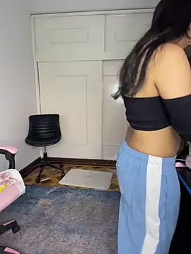 KittySari online show from 28, 2, 2026