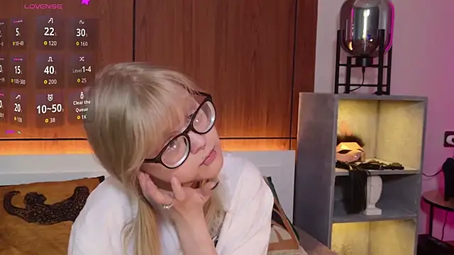 MoliQin online show from 14, 4, 2026