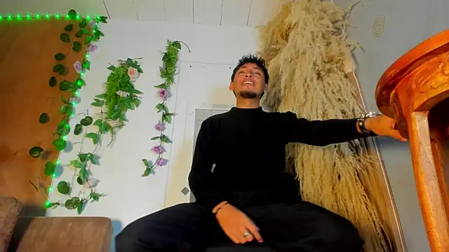 Snapshot of Ian_Hunter chatting on 16, 2, 2026 Ian Hunter online show from 16, 2, 2026