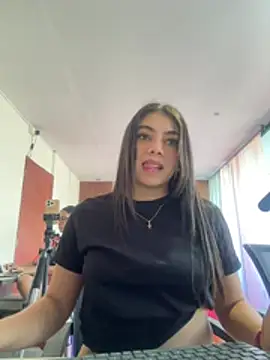 Luna rousse26 online show from 9, 3, 2026