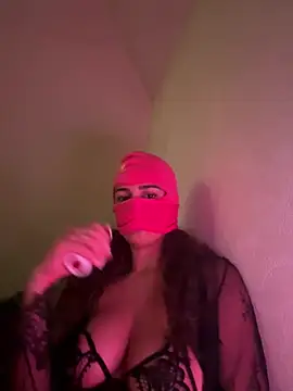 Esmeralda972 online show from 16, 2, 2026