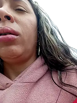 kiki milu online show from 25, 5, 2026