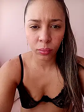 kiki milu online show from 7, 4, 2026