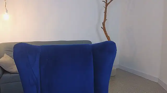 DeliaEffy online show from 5, 4, 2026