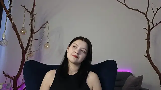 Snapshot of DeliaEffy chatting on 27, 2, 2026 DeliaEffy online show from 27, 2, 2026