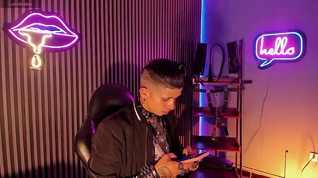 Maximoking26 online show from 17, 3, 2026