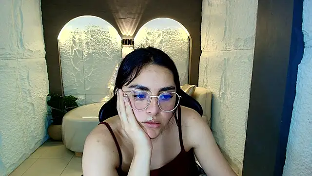 Snapshot of Marianna_r_ chatting on 26, 2, 2026 Marianna r online show from 26, 2, 2026