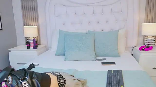 AntonellaEscudero online show from 6, 3, 2026