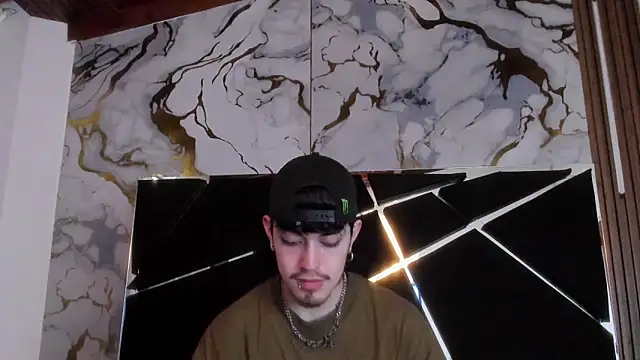 Snapshot of Couple_In_Heat chatting on 26, 2, 2026 Couple In Heat online show from 26, 2, 2026